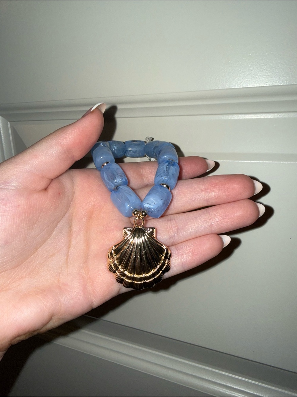 Blue Beaded Bracelet with Gold Seashell Charm